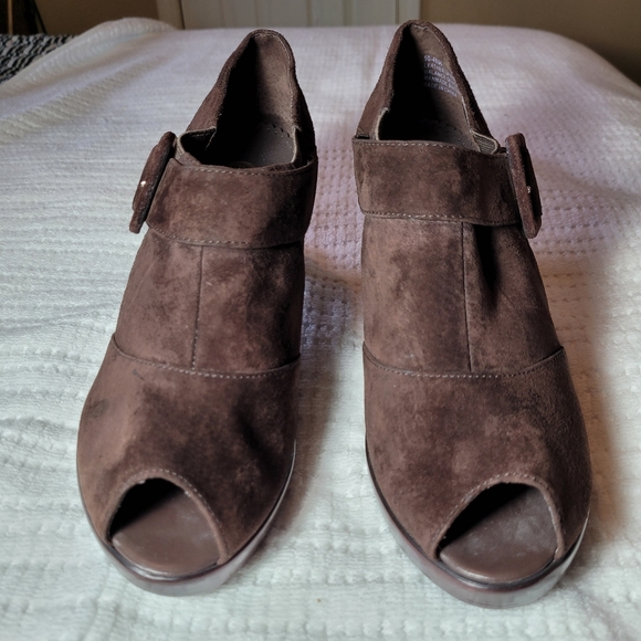 BELLA-VITA BROWN LEATHER/ SUEDE PUMPS SHOES - Picture 16 of 16